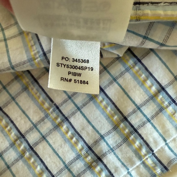 Patagonia Outdoors Primary White Textured Plaid Polyester Button Up Shirt LARGE - Picture 9 of 9